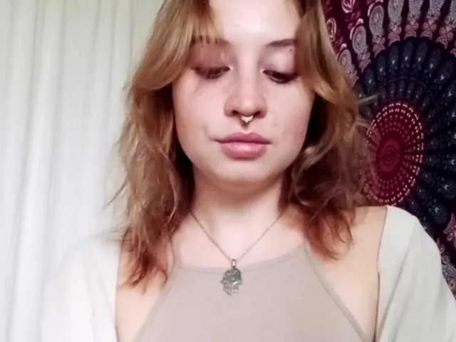 Freechat AdalynGlow on BongaCams