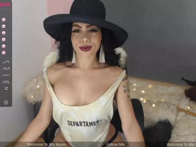 AgathaFiore on BongaCams 
