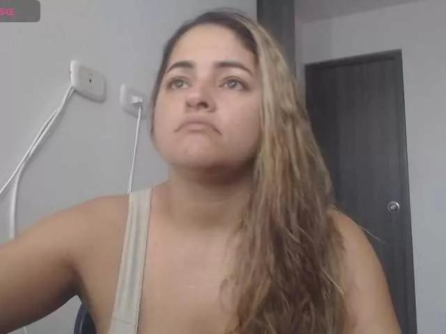 AlannaStephen on BongaCams 