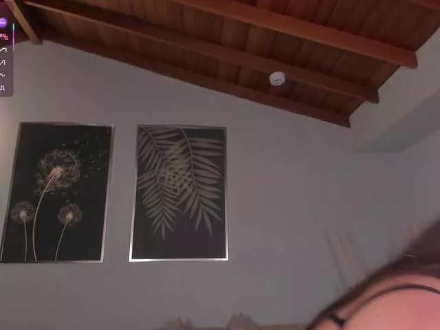 AliceHarper1 on BongaCams