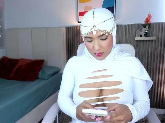 alma-avad — I love that they motivate me, they give me a lot of pleasure, kisses, vibrations, I like to dominate but I am open to being dominated
