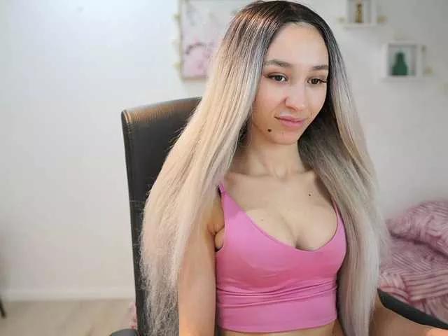 AmaiLiu on BongaCams 