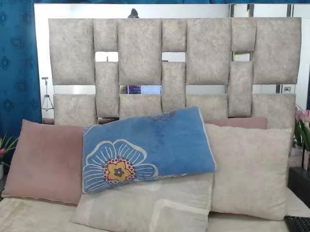 AmbarSmit on BongaCams 