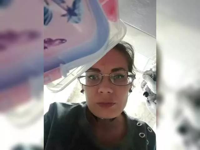 analiMilana on BongaCams
