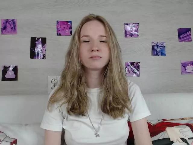 b4by-Emilia on BongaCams 