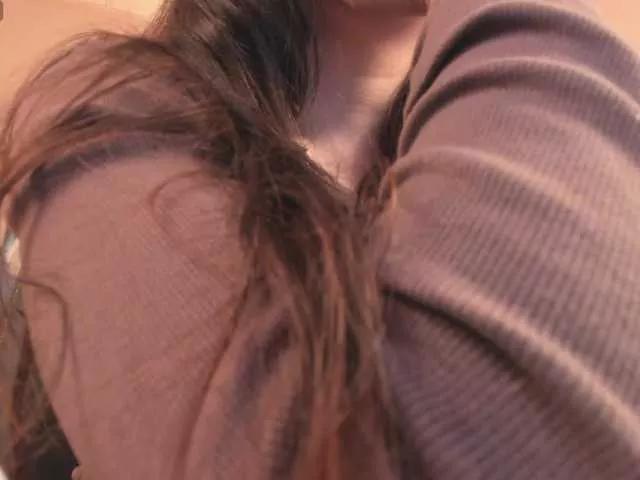 Battymoll on BongaCams 