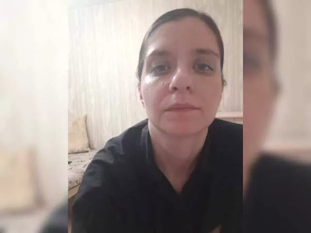 Offline BellaTasty on BongaCams