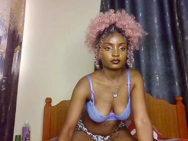 Caramelxoxo on BongaCams 