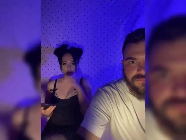 Couple8max8eva8xxx on BongaCams