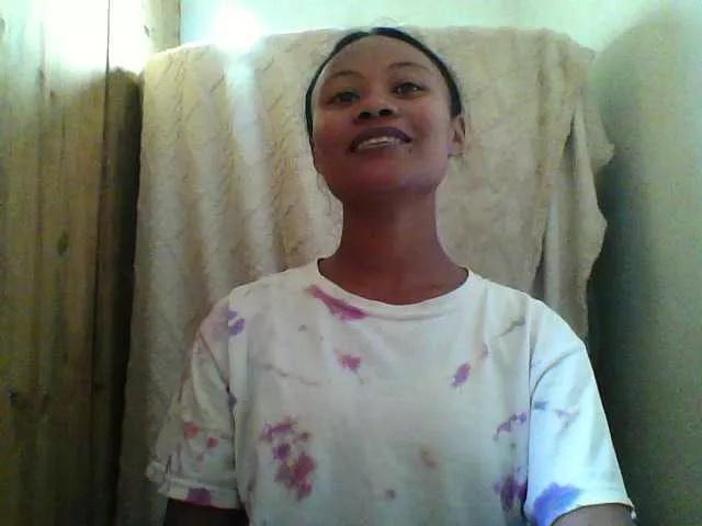Dilliannah on BongaCams 