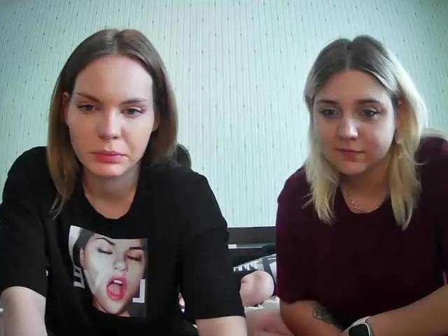 DivineTrio — Freechat on BongaCams