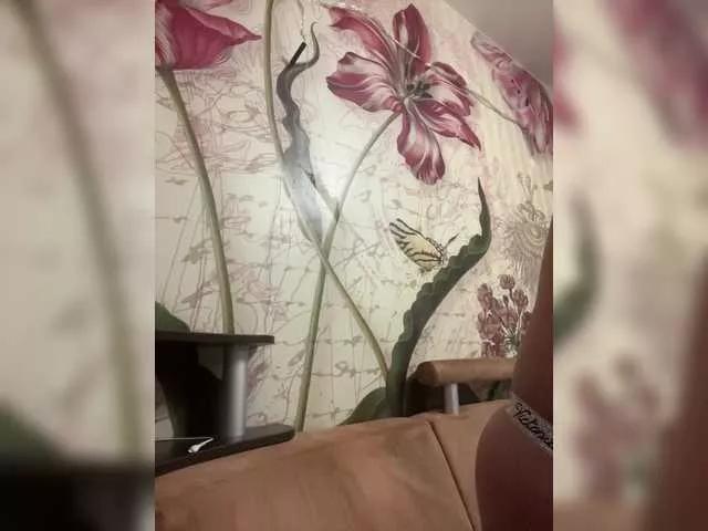 Dollye on BongaCams 
