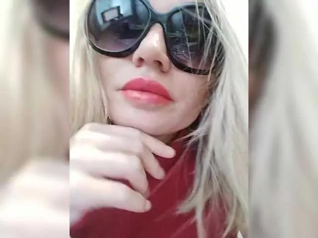 ElenCarr on BongaCams 