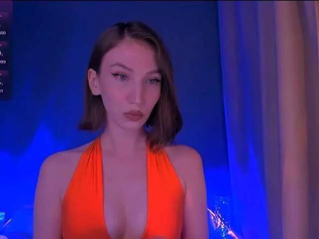 ellaamber on BongaCams