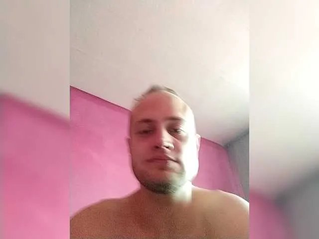 Offline Family707 on BongaCams