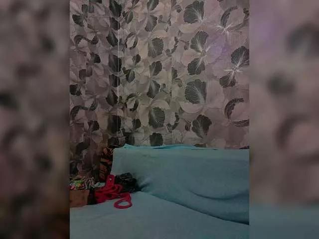 Gella-Rose on BongaCams 