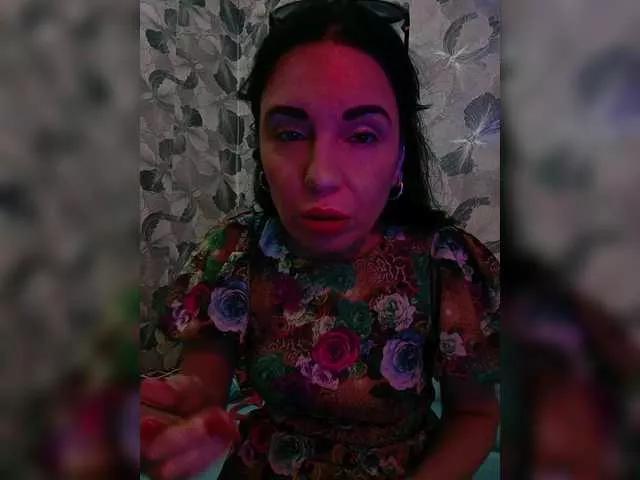 Gella-Rose on BongaCams