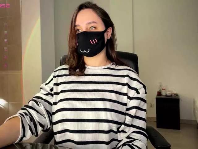 GummyPeach on BongaCams 
