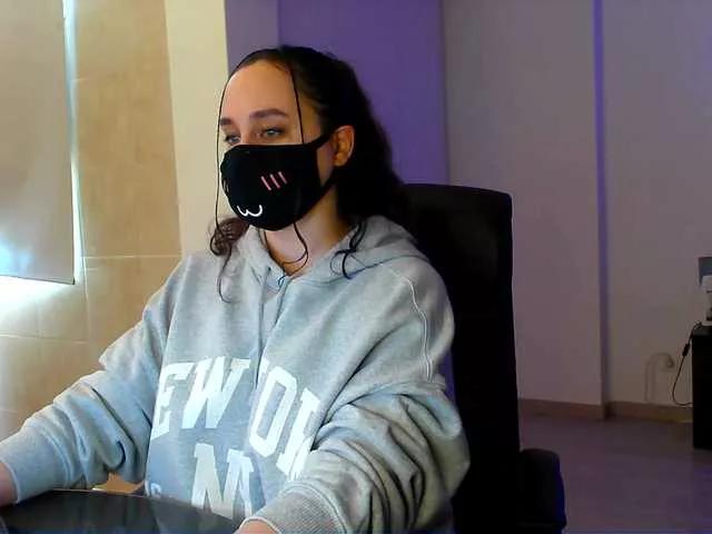 GummyPeach on BongaCams 