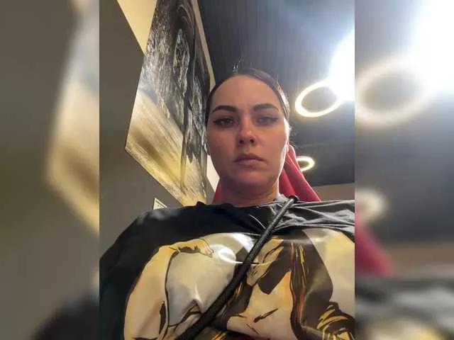 Hanny-ynnaH on BongaCams