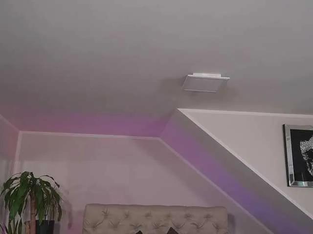 BongaCams Hotmilfbitch is Freechat Hotmilfbitch — Hard big cocks and hard vibes with my lush.