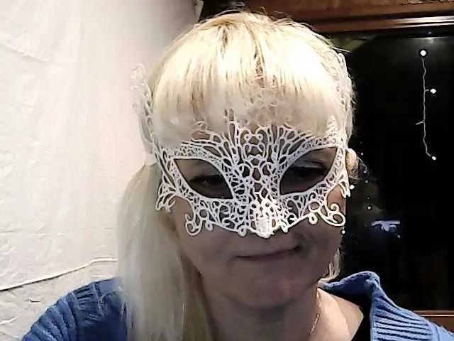 BongaCams Iinna is Freechat Iinna — I'm turned on by tenderness, affection, romance, and something new, but without fanaticism.