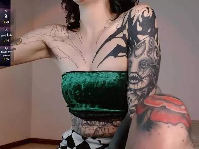 Inked-Val — I adore a gentleman with good manners, confidence, good vibes, and someone who respects what I want. 
i love when game gradually increases the pleasure, i love if you tease me... and compliments