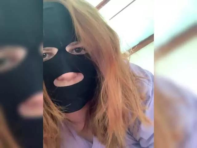Kseniazoloto1324 — Freechat on BongaCams