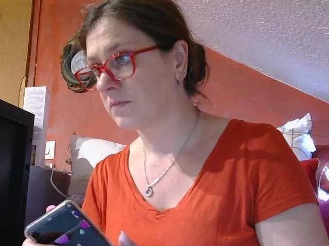 lanaxxx1 on BongaCams 