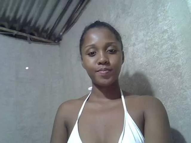 Lillteblackgirl on BongaCams 