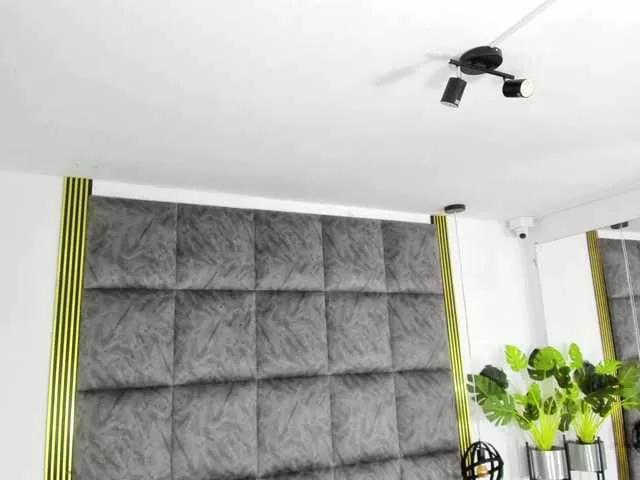 LizzStone on BongaCams