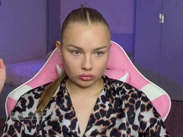 LunarFlare — Freechat on BongaCams