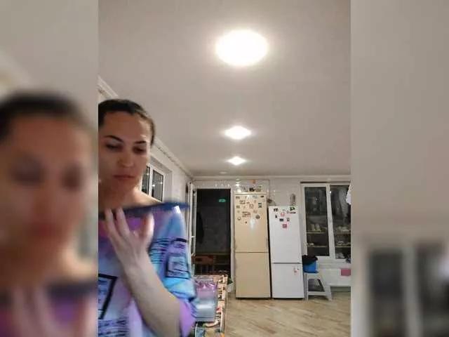 Marina4Love on BongaCams