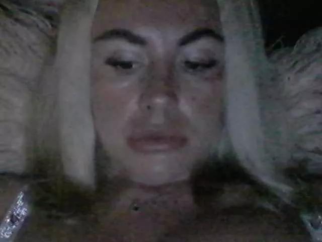 Millisa13 on BongaCams 