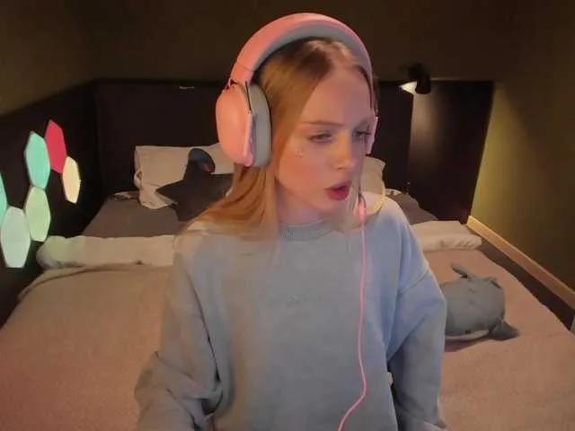 Freechat Mini-Tiny on BongaCams