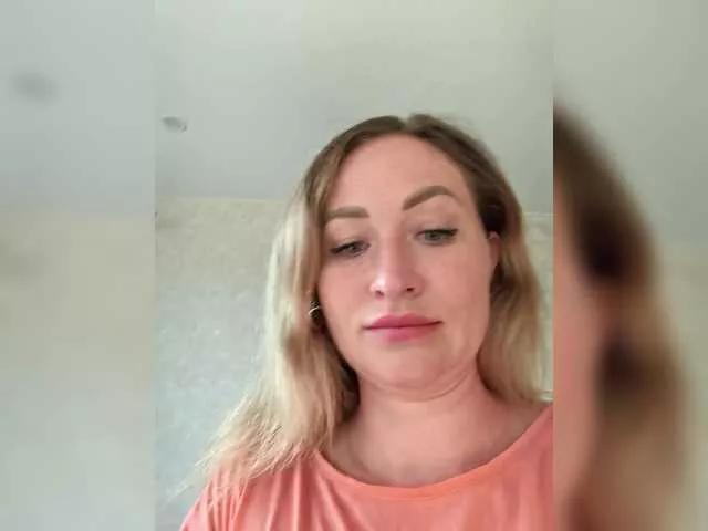 MOLLY-7 — Freechat on BongaCams