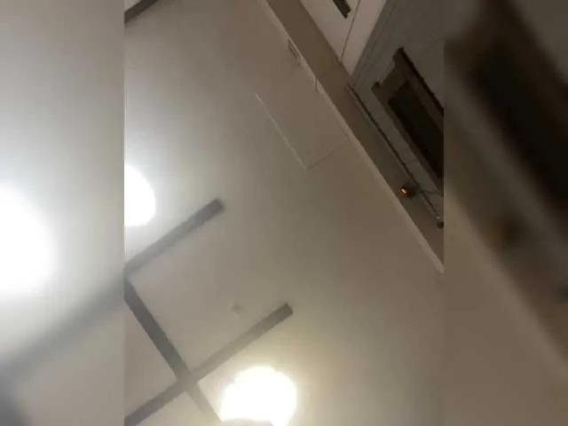 Molodenikiepara on BongaCams