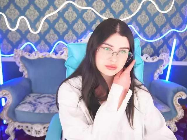 Freechat NeylaCharm on BongaCams