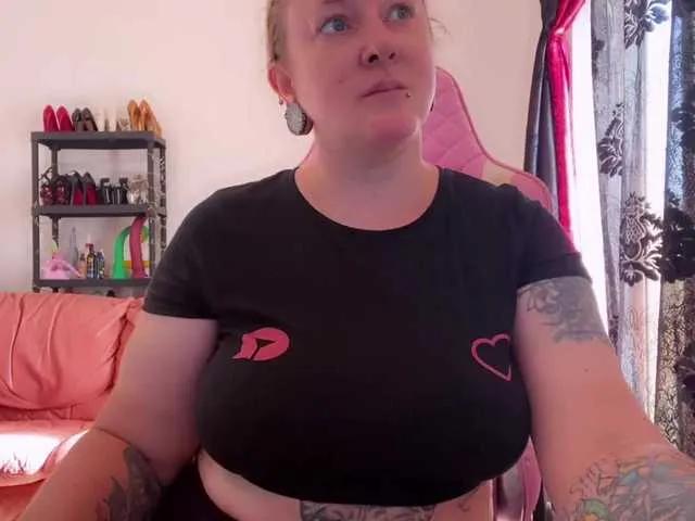 NylonQueen — Freechat on BongaCams