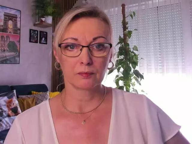 SoftVANESSA on BongaCams