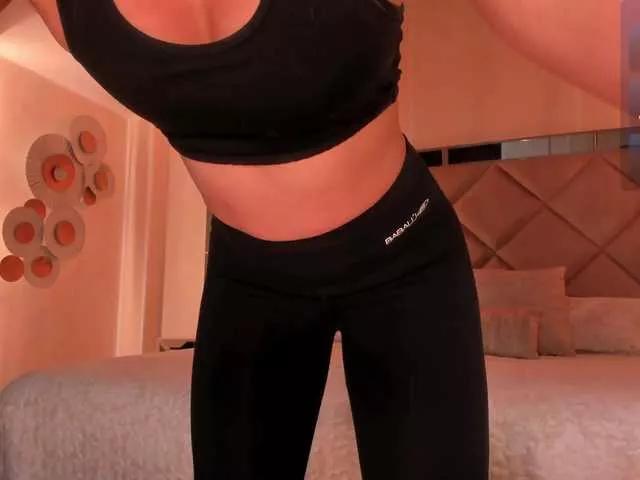 SophieBarnett on BongaCams