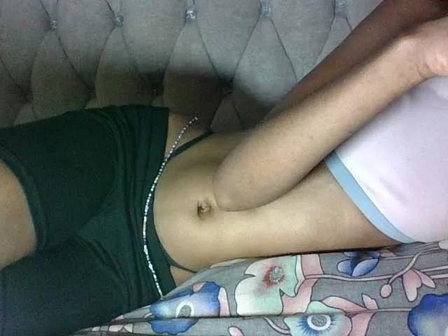 Sweet-Iddah on BongaCams