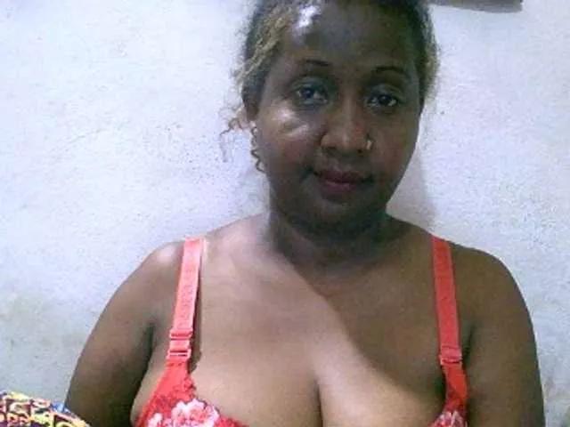 Freechat Sylivinaahh on BongaCams