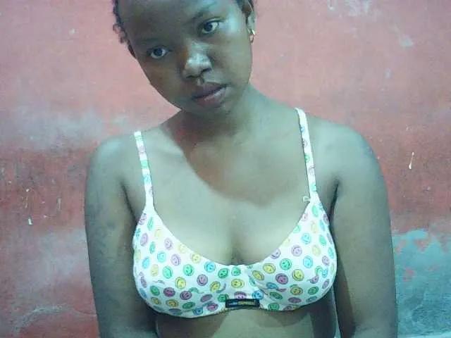 Freechat valeria223 on BongaCams