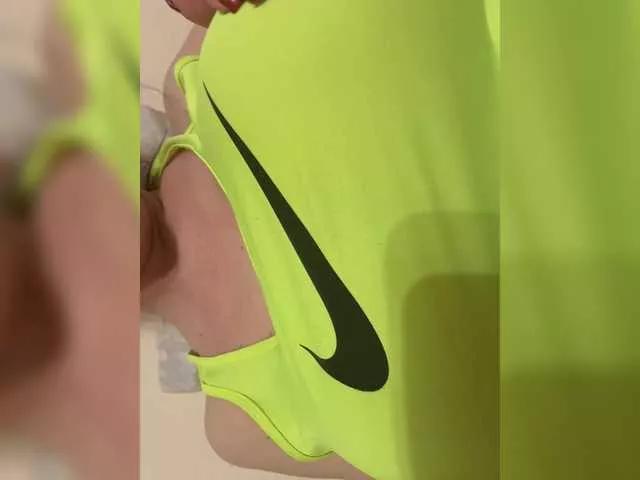Veronichka9 on BongaCams
