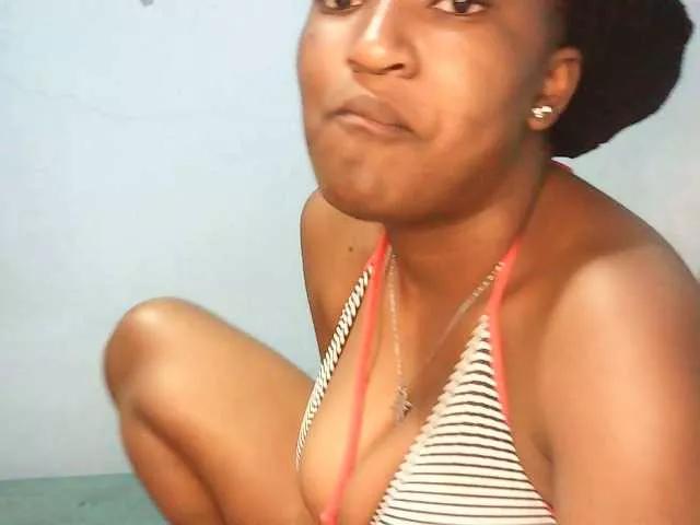 Wildhoneyx on BongaCams