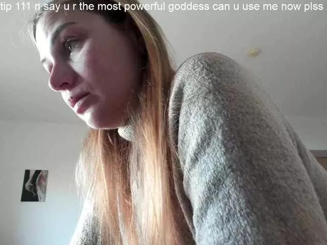 wow-mistress on BongaCams 