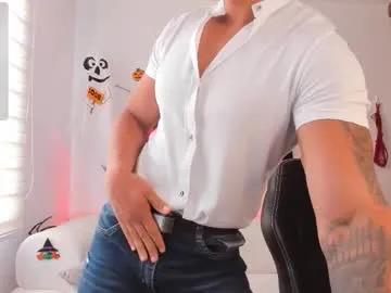 abu_dhabi_21 —  Welcome to my room! - Goal:  cum and asss [1000 tokens left] #cum #asian #muscle #arab #bigcock