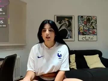 Freechat arya_44 on Chaturbate
