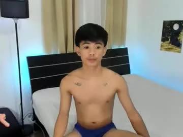 Freechat boynextdoor4ux on Chaturbate